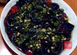凉拌皮蛋的做法图解1