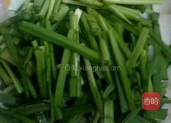 蚝油韭菜炒豆皮的做法图解2