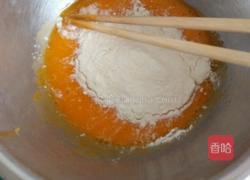 电饭煲蛋糕的做法图解3