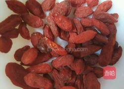 奶白菜猪骨汤的做法图解2