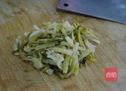 泡菜炒肉的做法图解2