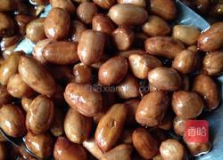 椒盐花生米的做法图解5