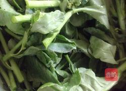 鱼干芥蓝的做法图解1