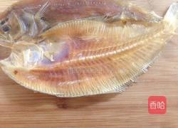 鱼干芥蓝的做法图解2