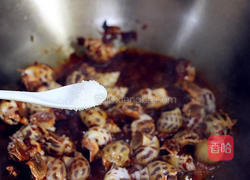 香辣酱爆花螺的做法图解7