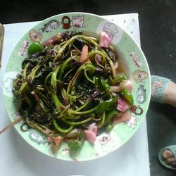 青椒炒米苋的做法[图]