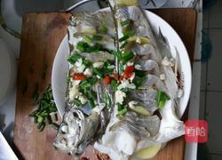 清蒸白鱼的做法图解3
