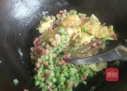 蛋炒饭的做法图解3
