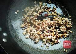 牛排~香菇肉酱意面的做法图解6