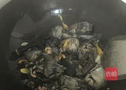 红枣枸杞酒闷乌鸡的做法图解4