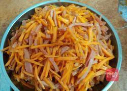 红萝卜炒火腿的做法图解5