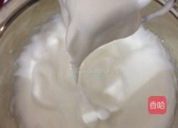 海苔肉松蛋糕卷的做法图解2