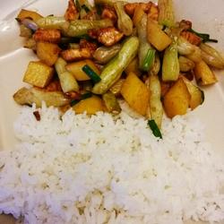 肉豆角焖土豆鸡脯肉的做法[图]