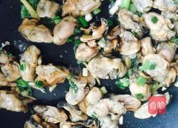 芹菜生蚝干的做法图解4