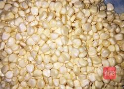 玉米虾仁的做法图解3