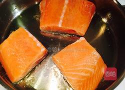 香煎三文鱼的做法图解4