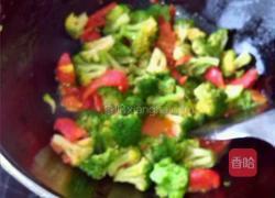 番茄炒西兰花的做法图解6
