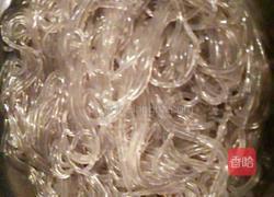 黄豆芽炒粉条的做法图解2
