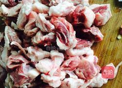 牛肉烧土豆的做法图解1