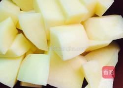 牛肉烧土豆的做法图解2