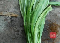 煎肉片，油麦菜的做法图解1