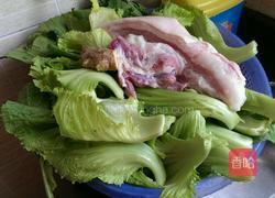 五花肉炖芥菜的做法图解1