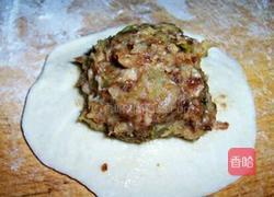 猪肉茄子馅大包子的做法图解7
