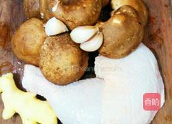 红烧鸡腿肉的做法图解1