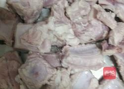 排骨玉米汤的做法图解1