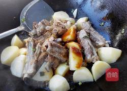 土豆炖排骨的做法图解7
