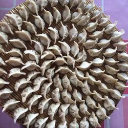 尖椒芹菜肉馅饺子的做法[图]