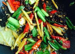 老干妈酱烧小鸡的做法图解5