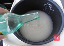 沙拉肉松寿司卷的做法图解1