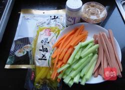 沙拉肉松寿司卷的做法图解4