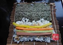 沙拉肉松寿司卷的做法图解9
