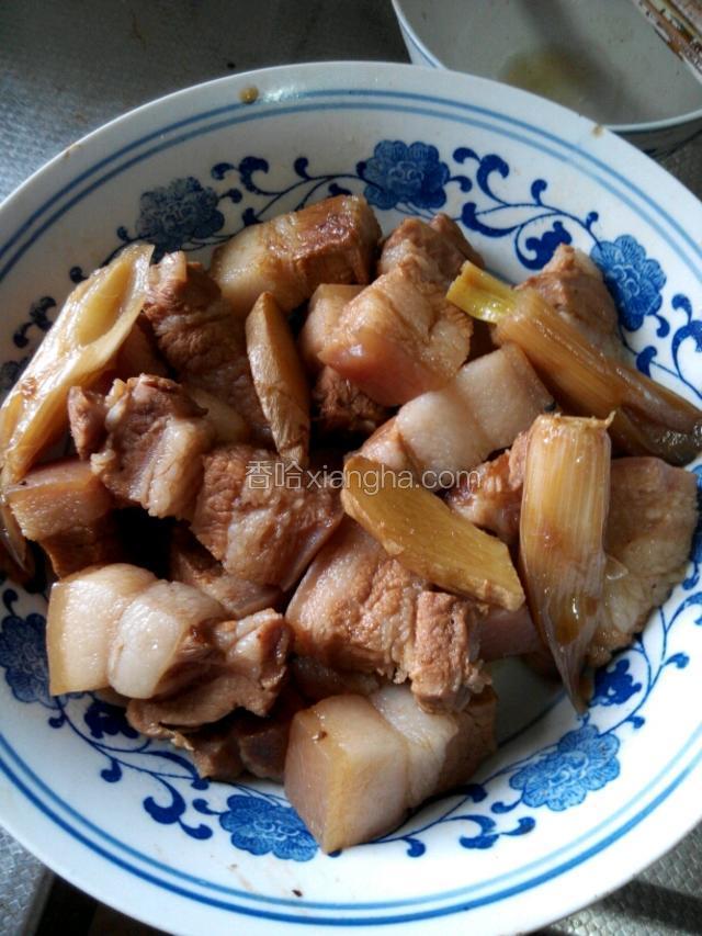 开锅后，转文火，闷墩17分钟后，捞出待用。