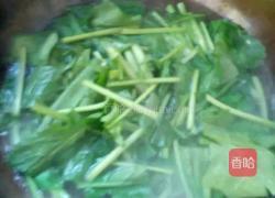 老醋花生拌菠菜的做法图解2