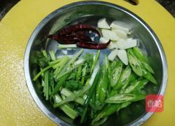 瘦肉土豆片的做法图解2