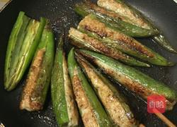 青椒酿鲮鱼肉的做法图解5