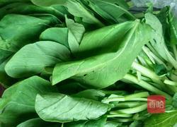 青菜鸡蛋面的做法图解1