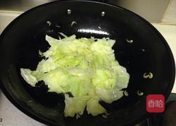 清炒虾米卷心菜的做法图解5