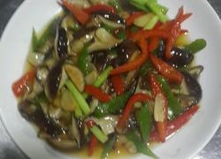 青椒炒香菇