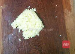 Illustration of how to make steamed loofah with garlic 2