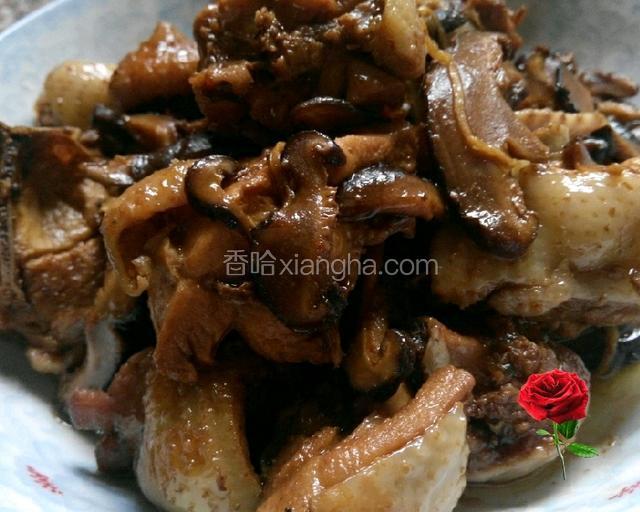小鸡炖香菇