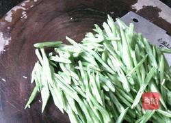 清炒刀豆的做法图解1