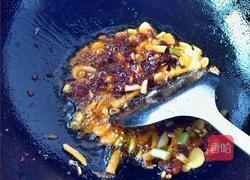 豆瓣鲫鱼的做法图解7