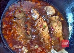 豆瓣鲫鱼的做法图解9