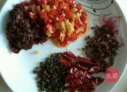 川味麻辣小龙虾的做法图解2