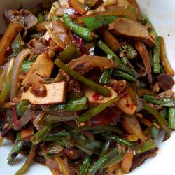 家常辣子洋葱炒肉片的做法[图]