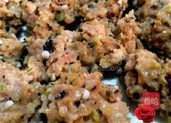 木耳秋葵猪肉丸的做法图解7